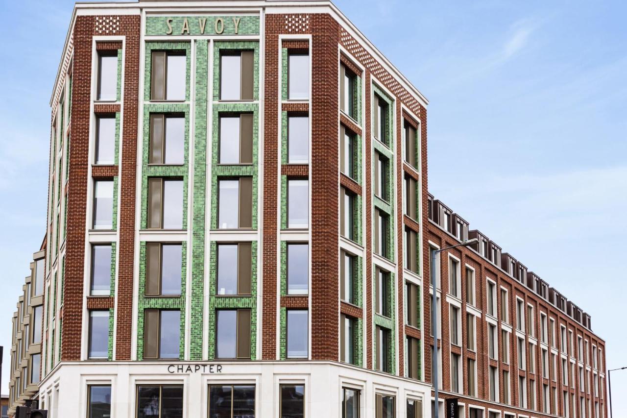 Chapter White In Apartment London